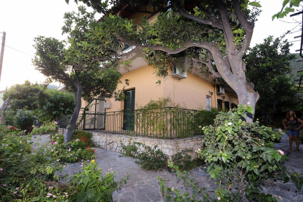 Cosy Budget Rooms To Rent In Ipsos Corfu ภายนอก รูปภาพ