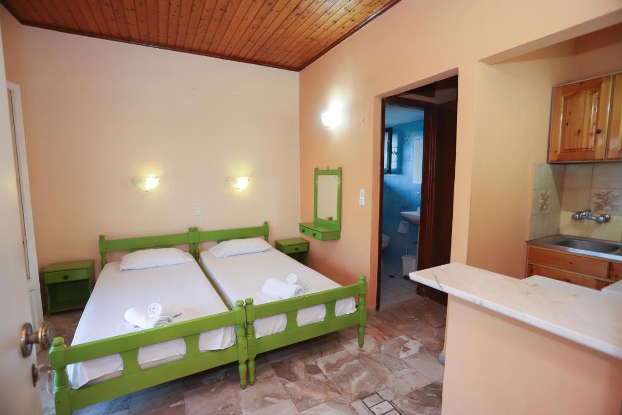 Cosy Budget Rooms To Rent In Ipsos Corfu ภายนอก รูปภาพ