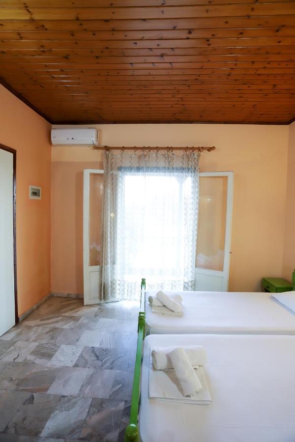 Cosy Budget Rooms To Rent In Ipsos Corfu ภายนอก รูปภาพ